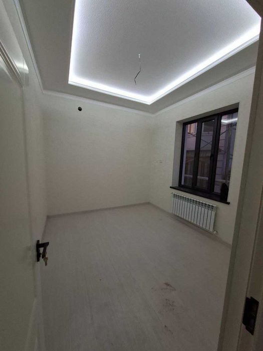 Сергели , Кумарык. 2 сотихда 6 xonali зор uy sotaman.