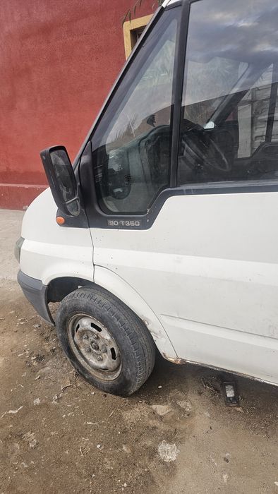 Vând sau schimb ford transit