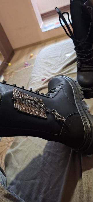 Ghete dama marimea 40