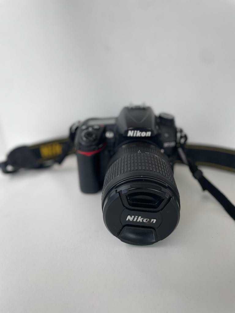 Фотоапарат Nikon D7000 + Обектив Nikon 18-105mm