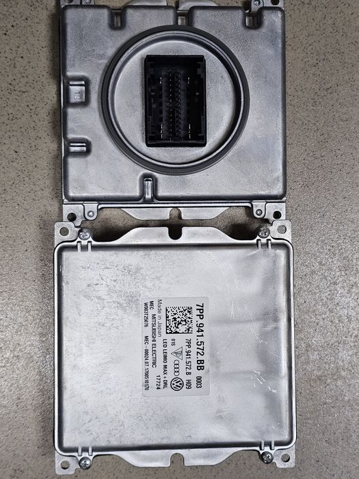 Modul Far Porsche 7PP941572BB