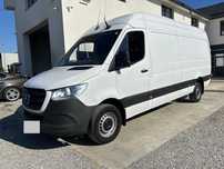Firma de Inchiriat masini transport marfa, dube sau prelate. Cat.B.