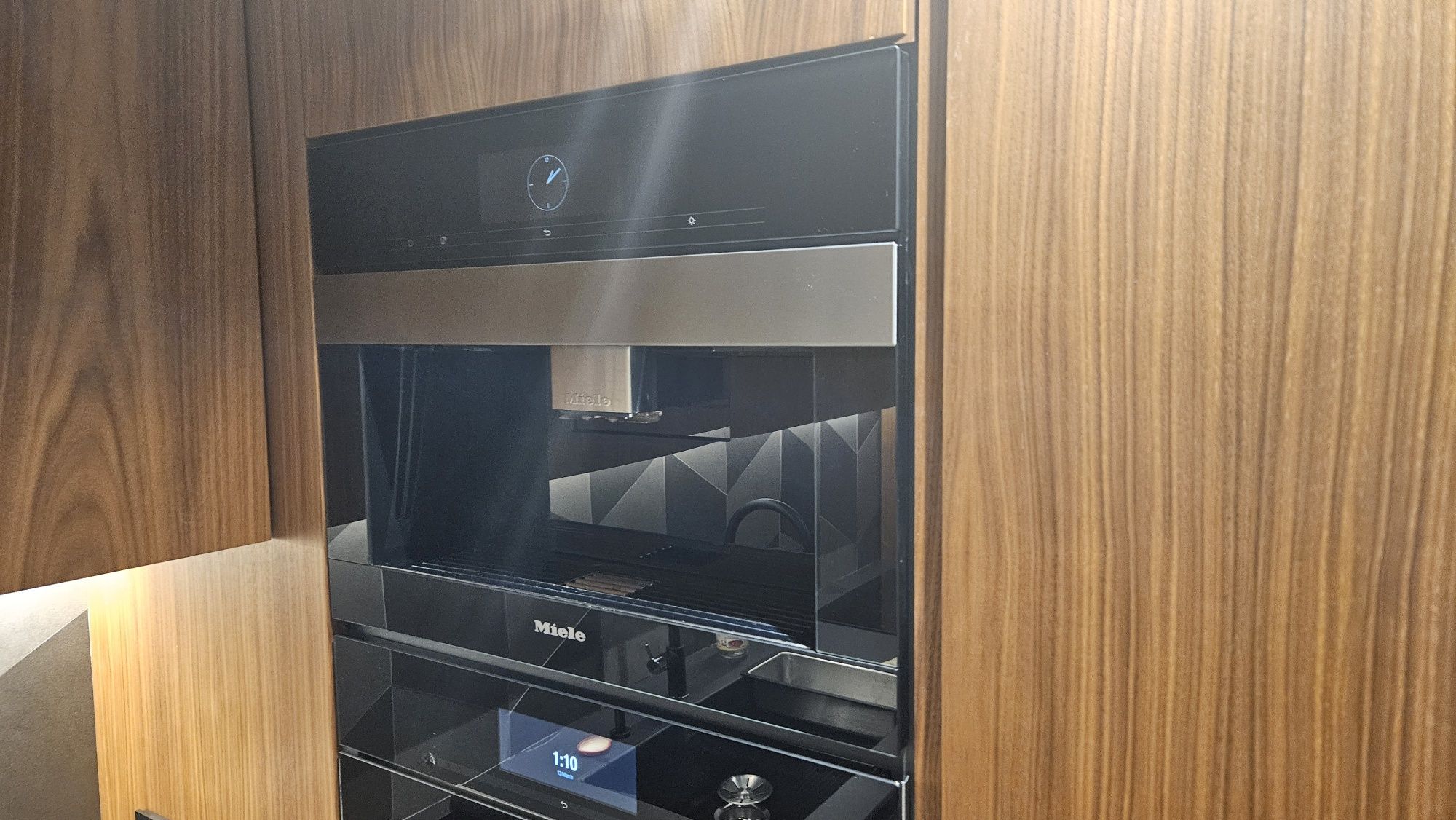 Miele CVA 7840 кафеавтомат за вграждане