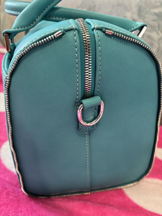 Сумка бирюза на молнии