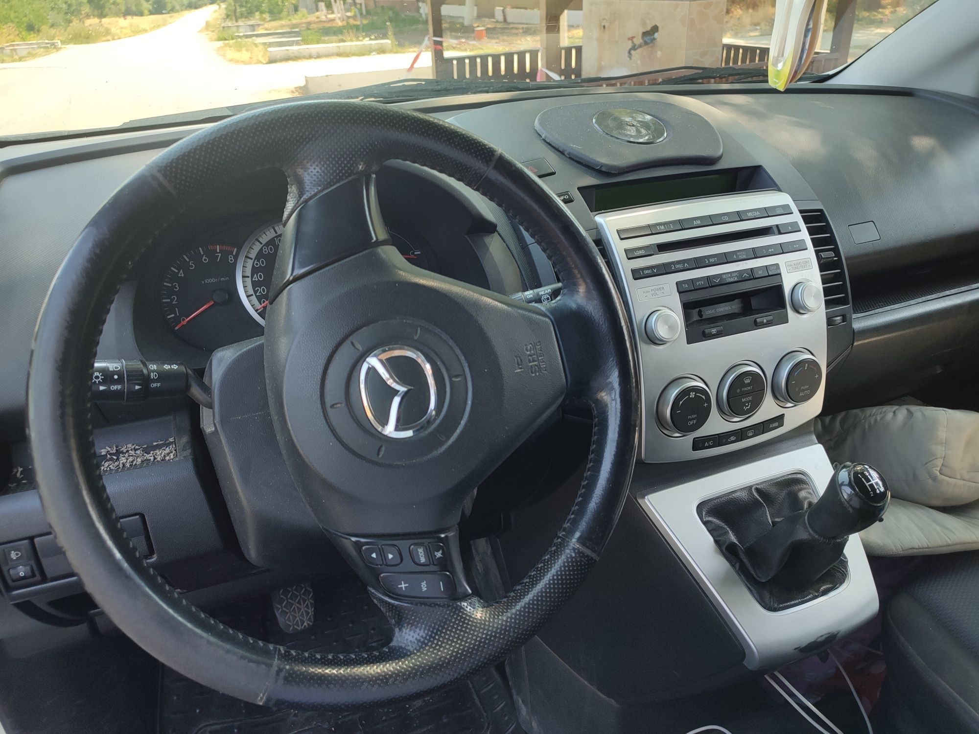 Vând Mazda 5 cu 7 locuri