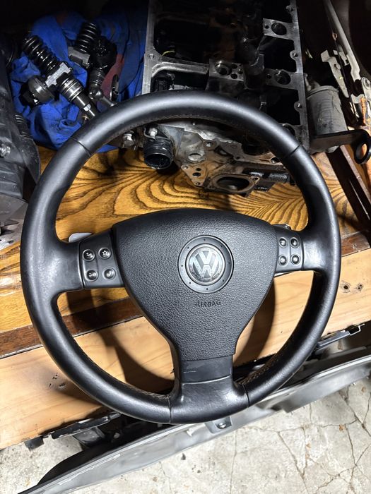 Мулти волан с пера за Passat B6/Golf 5