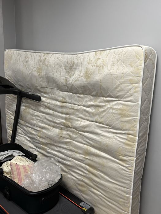 Продам матрас 200/160