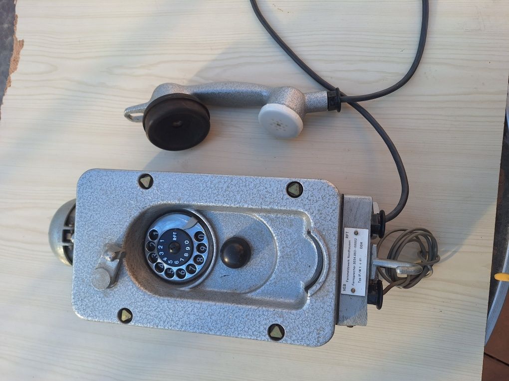 Telefon industrial vechi