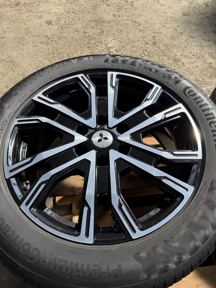 Jante originale Mitsubishi PAJERO / L200 cu anv 265/50 R20 Continental