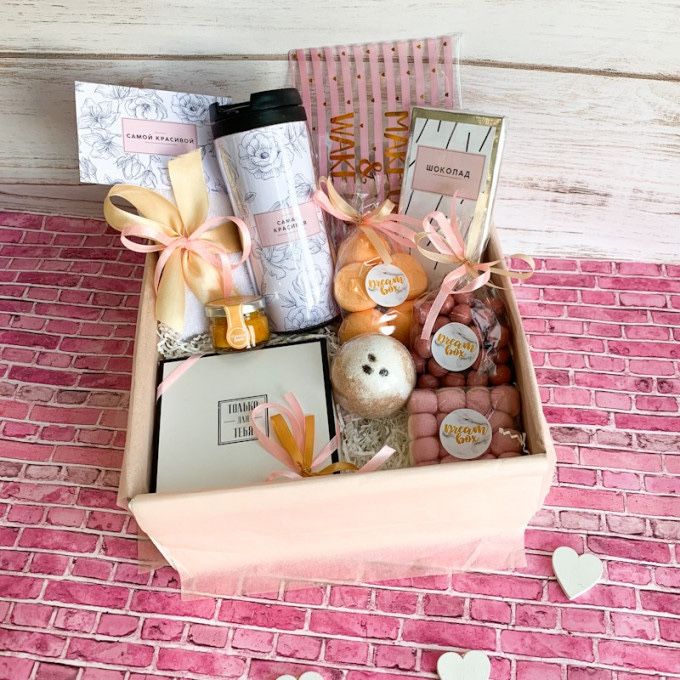 Подарочные боксы