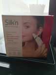 Kit curățare facială Silk'n ReVit Essential alb
de Silk'n