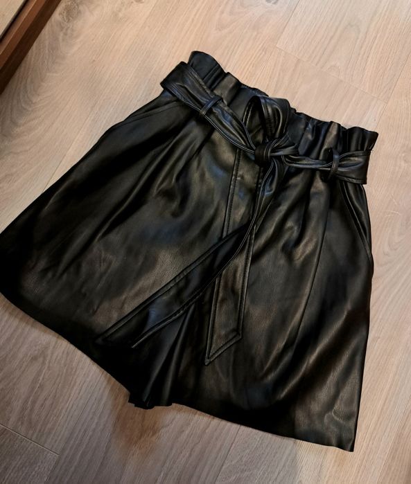 Pantaloni Zara piele eco S