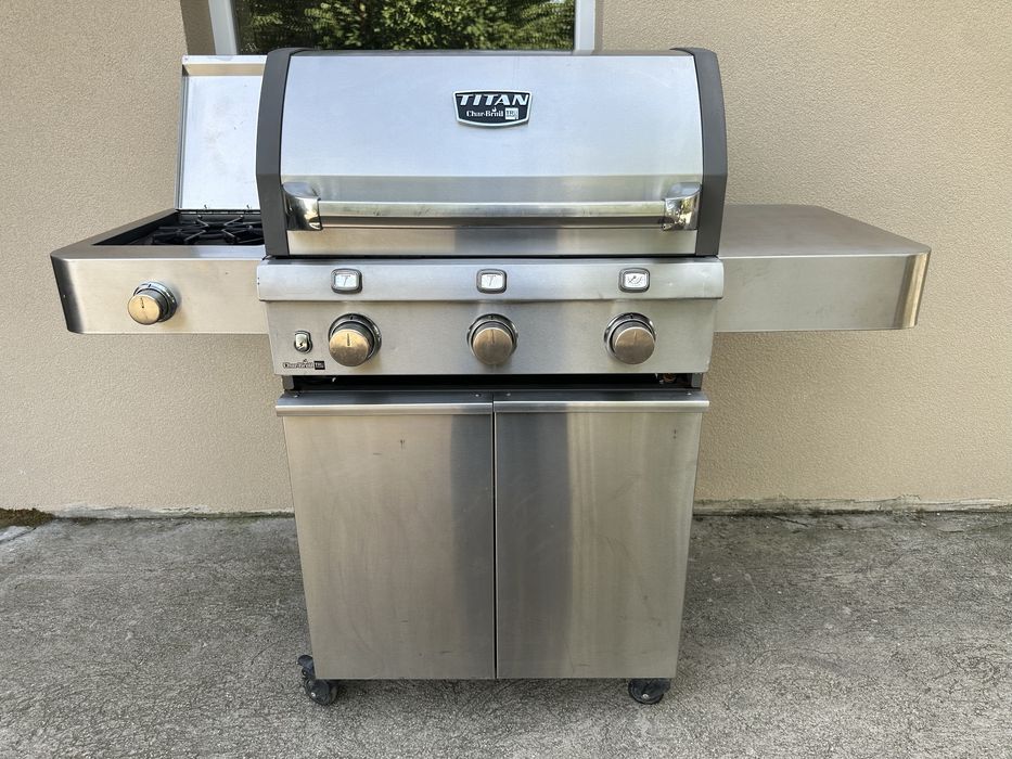 Газово барбекю Char Broil Titan