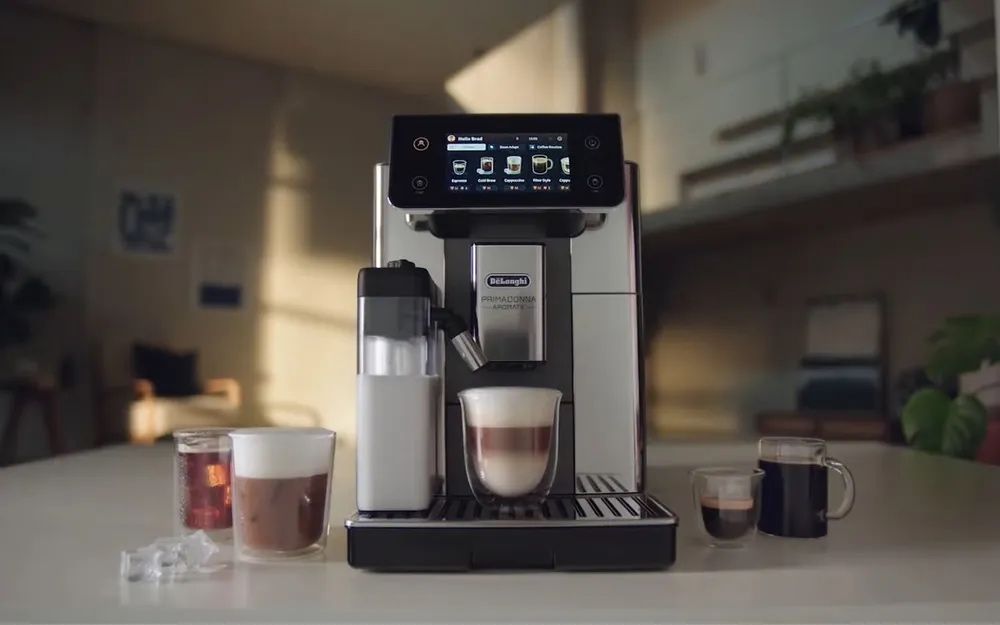 Кофемашина DeLonghi — компактная, мощная, простая в использовании