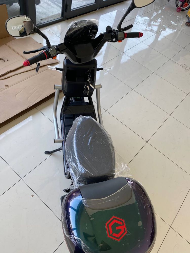Arzon skuterlarga nasiyaga va optomga
