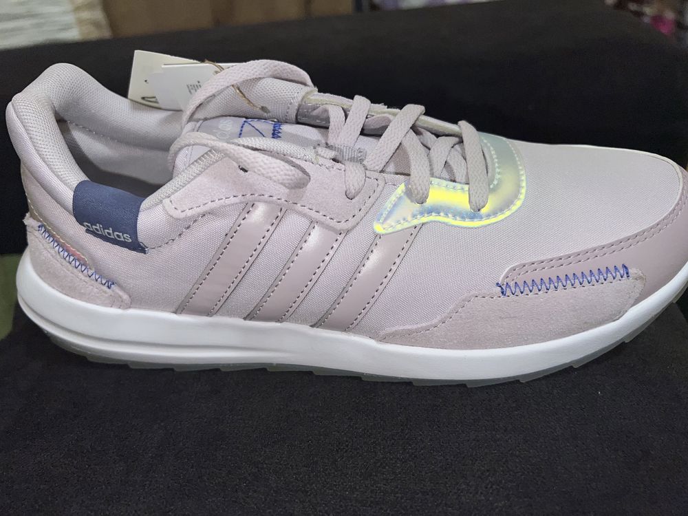 Дамски виолетови маратонки Adidas