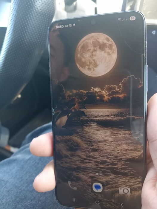 Продам Samsung s22