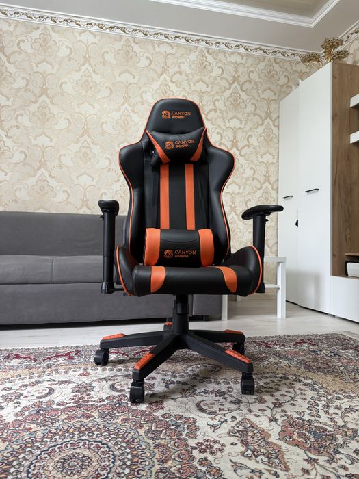 Игровое кресло Canyon Fobos CND-SGCH3, черный