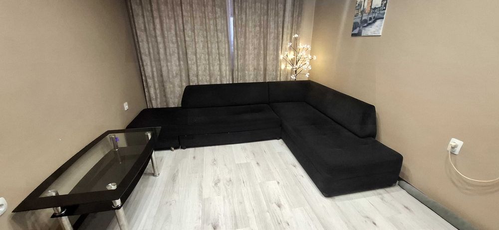 Продавам Ъглов диван за Хол