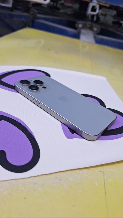 iphone 15 pro Kh/A Natural Titanium