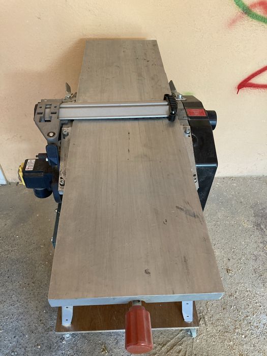 Masina rindeluit si degrosat Metabo hc 260