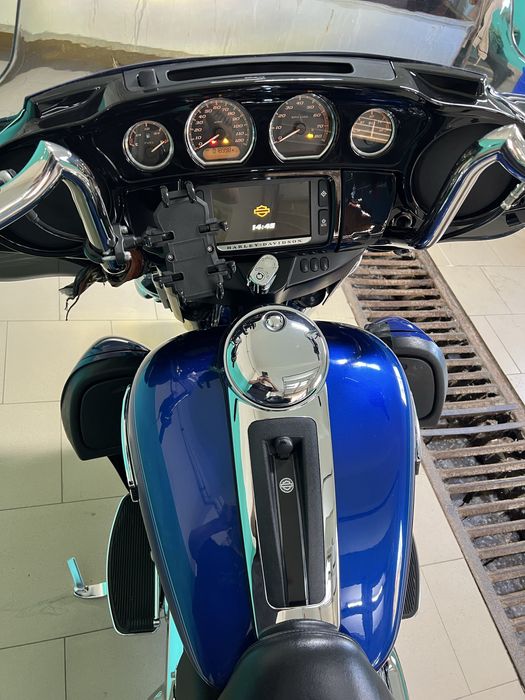 Harley Davidson Electra glide(street glide) sau schimb cu pan america