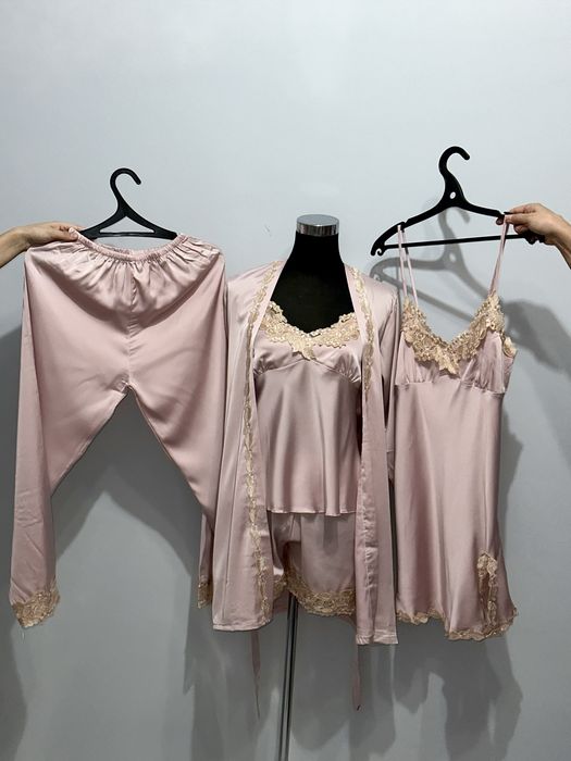 Пижама сорочки халат лосины фитнес одежда