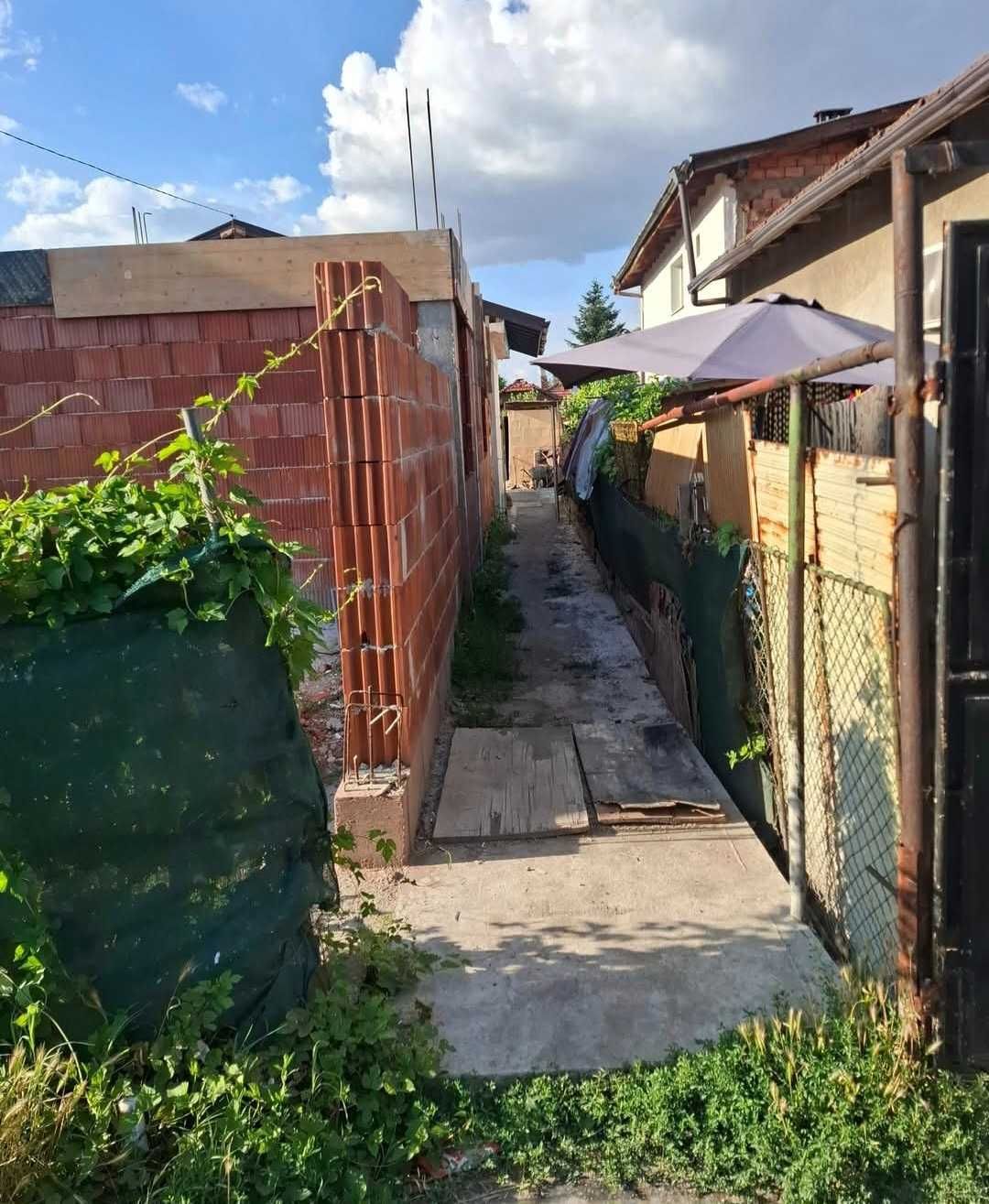 Продава се в Кв Модерно Предградие