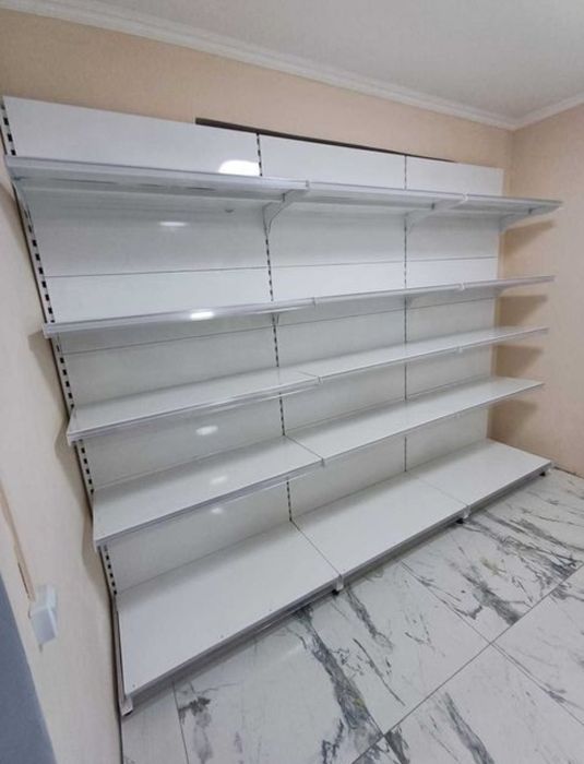 Продам металлические стеллажи при стеный