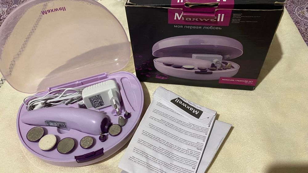 Продам маникюрный  набор новый