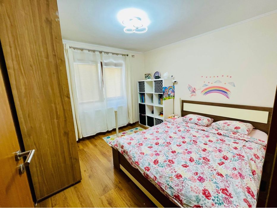 Proprietar, închiriez apartament cu 3 camere în Complexul Studențesc.