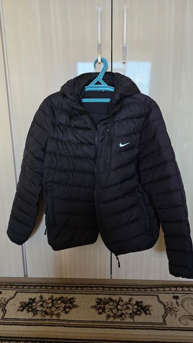 Продам весеннюю куртку