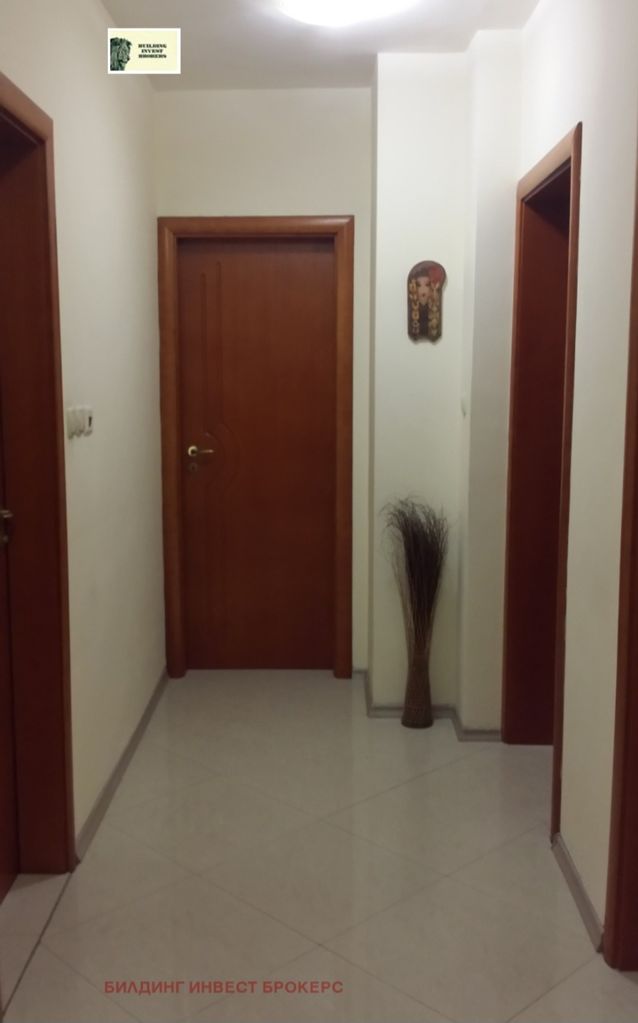 Дава се под наем Тристаен апартамент в София, Лозенец - 100 кв.м за 816 € - Снимка #5
