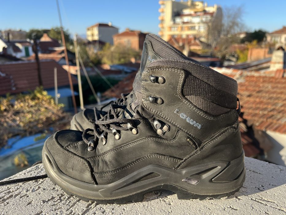 Lowa Renegade 43 1/2 Gore-Tex Vibram