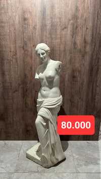 Статуя Афродиты.
