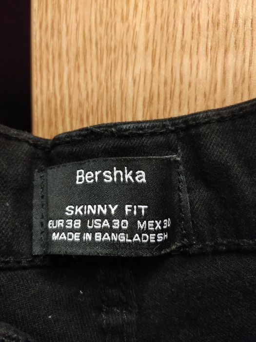 Blugi Skinny Fit Bershka - barbati