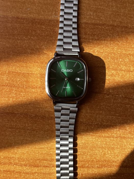 CASIO часы жужсие новые