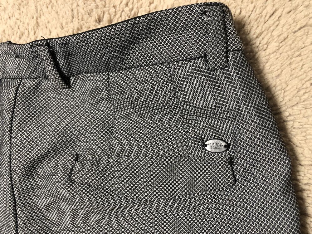 Pantaloni slim fit Zara MAN, mărime  EUR 41 (S/M) *transport gratuit