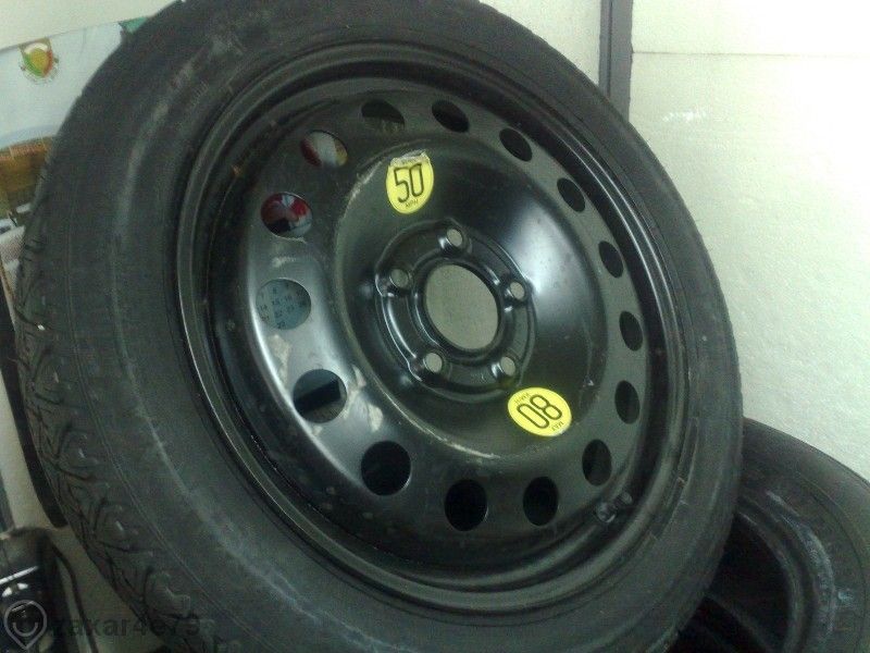 продавам резервна гума патерица за бмв Е-60 17-ка 5x120