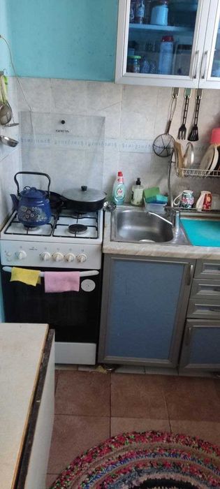 Чиланзар 7, 2/4/4, крыша перестелена, переделанная в 3х, с техникой