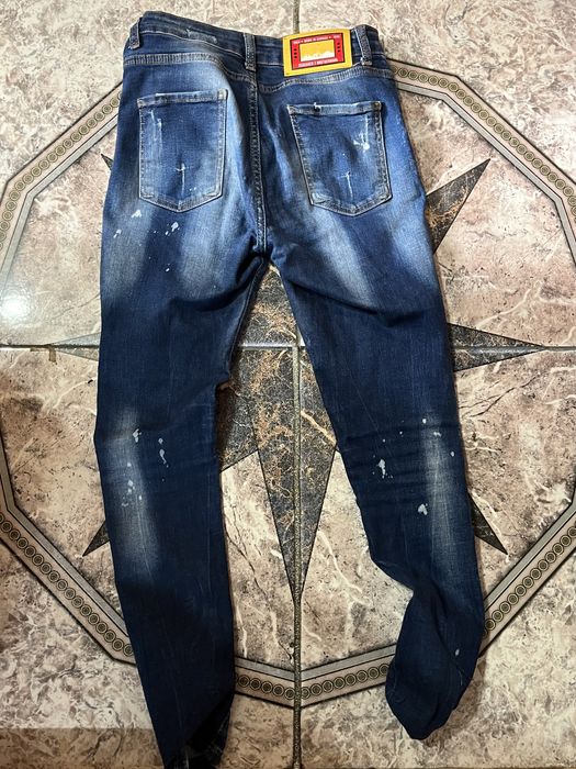 Blugi dsquared marimea 29
