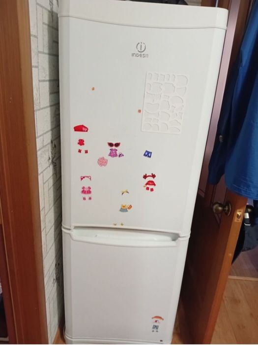 Холодильник отдам бесплатно