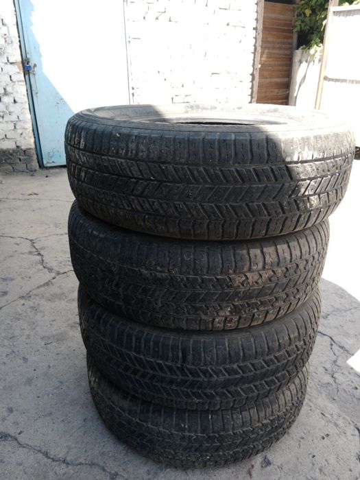 Yokohama 225/65 R17