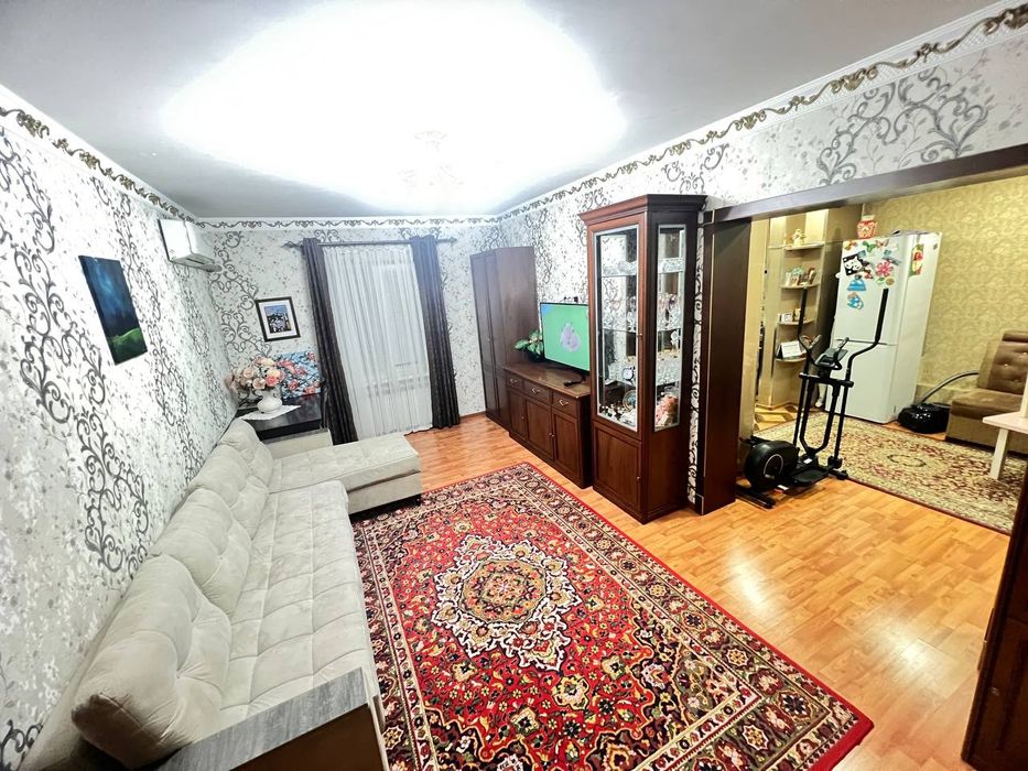 Трёхкомнатная на 2 этаже! м Шахристан, 84м2, срочно