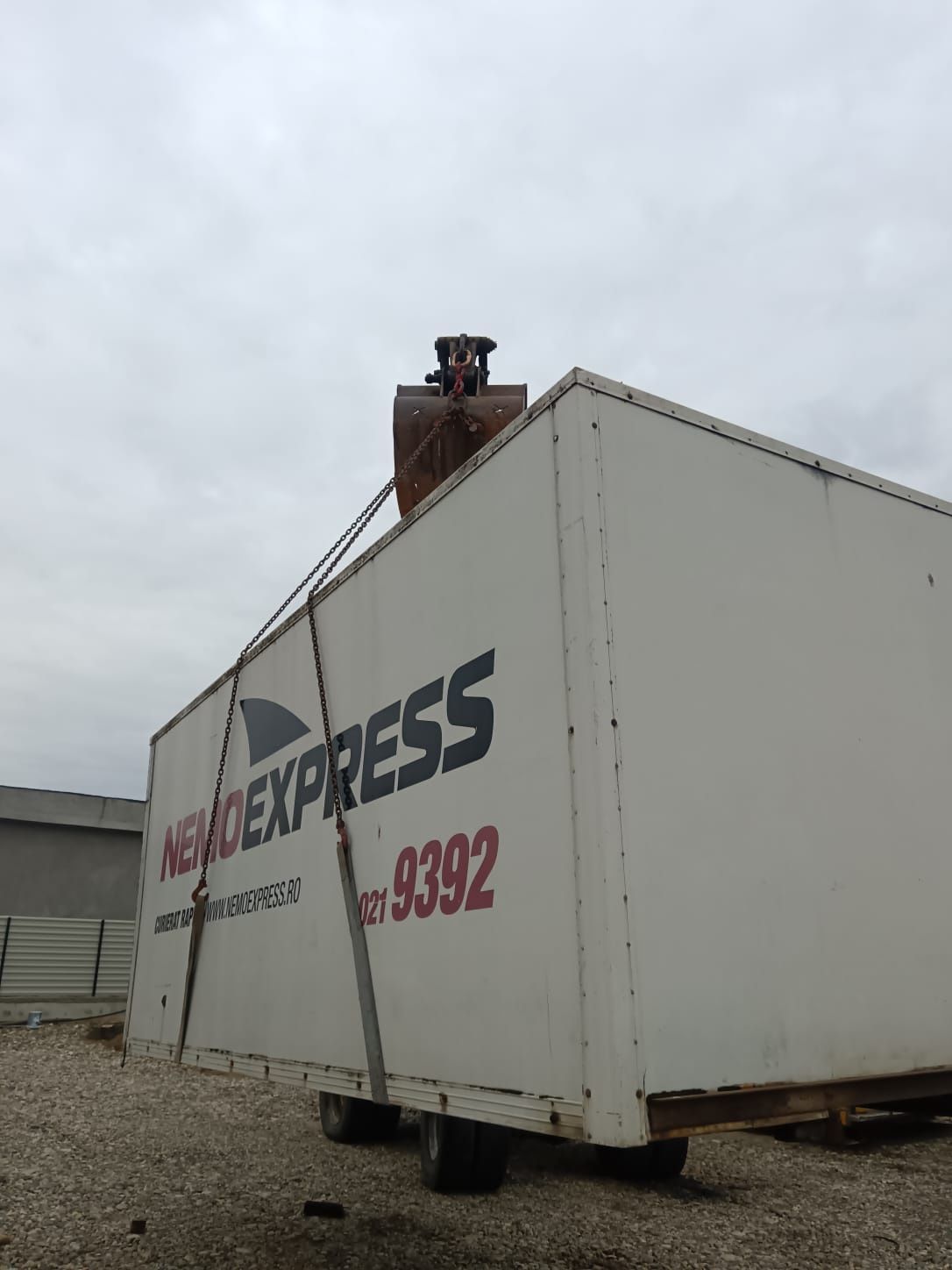 Duba depozitare,container,suprastructura camion, koffer 6,1m lungine