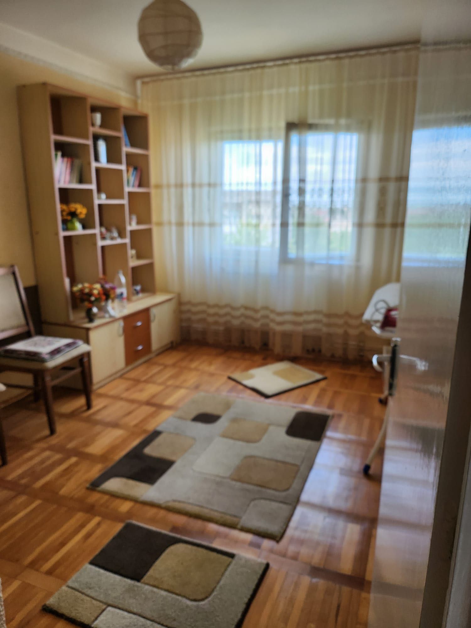 De vanzare Ap 3 camere 65,50 mp