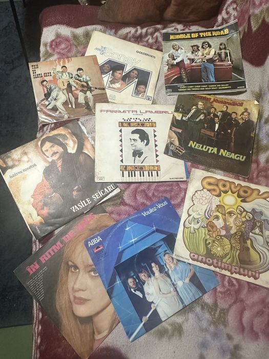 Discuri vinil, muzica buna pt cunoscatori !