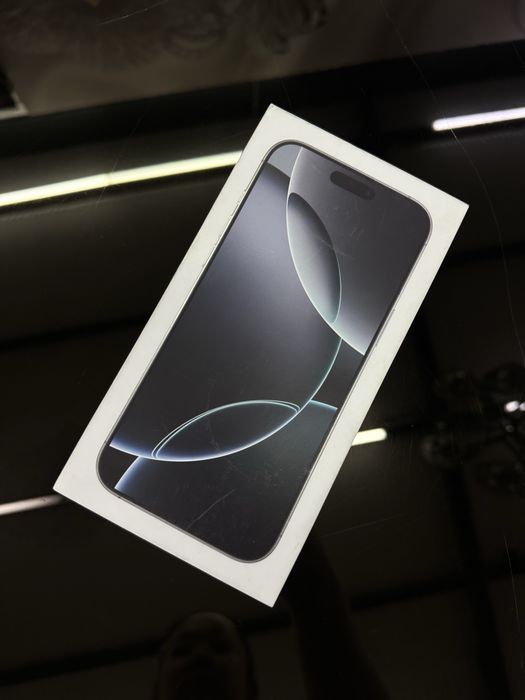 Продаю IPhone 16 pro max 256 gb white Айфон 16 про макс белый