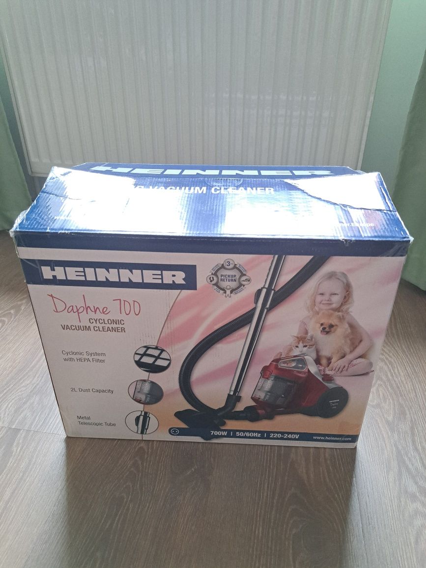 Aspirator fara sac Heinner