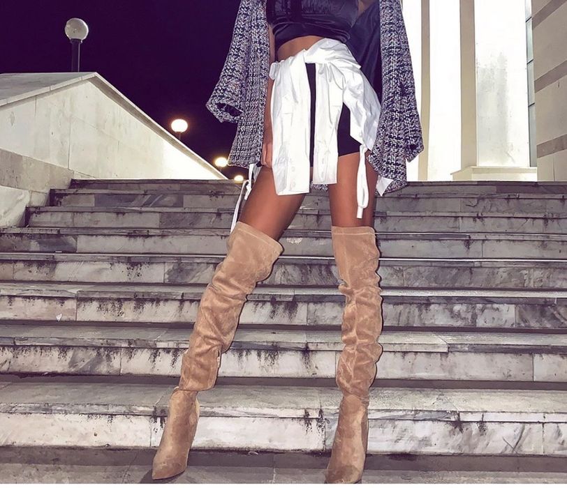 Велурени чизми